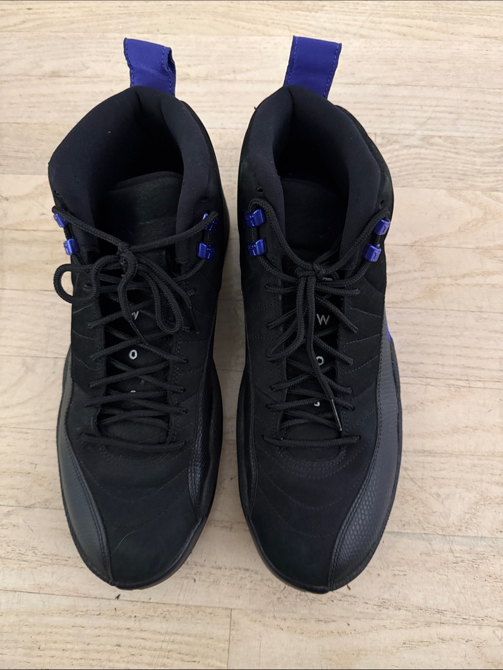 Jordan Men's Black and Purple High-Top Athletic Sneakers
